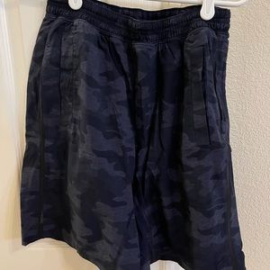 Mens Lululemon Pace Breaker Shorts - Small